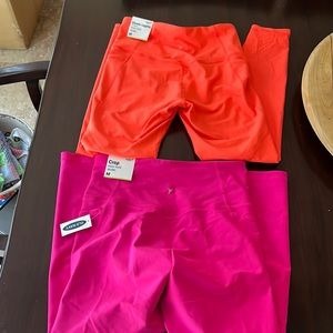 NWT lot 2 old navy high rise medium m crop leggingd